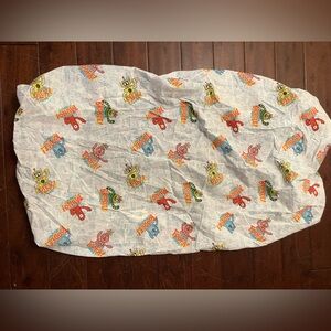 2010 Yo Gabba Gabba nursery bed sheet